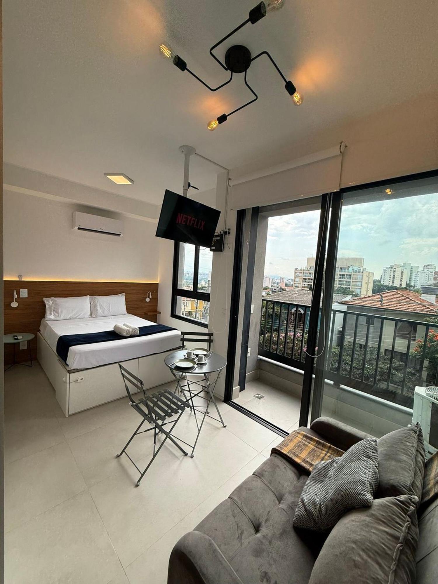 Apartamento Madalena Com Ar Condicionado | Delfhy São Paulo